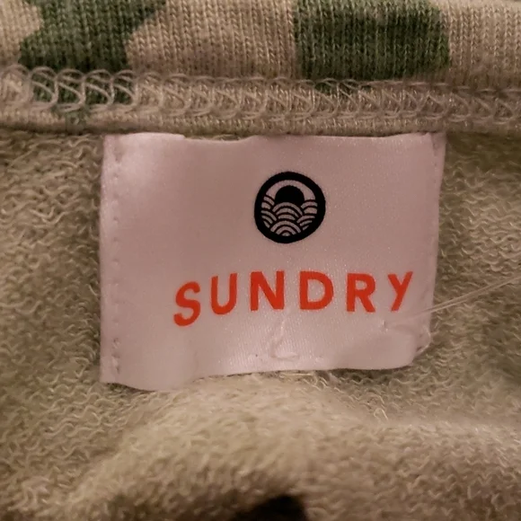 Sundry green leopard print size Small sweatshirt - Picture 5 of 6